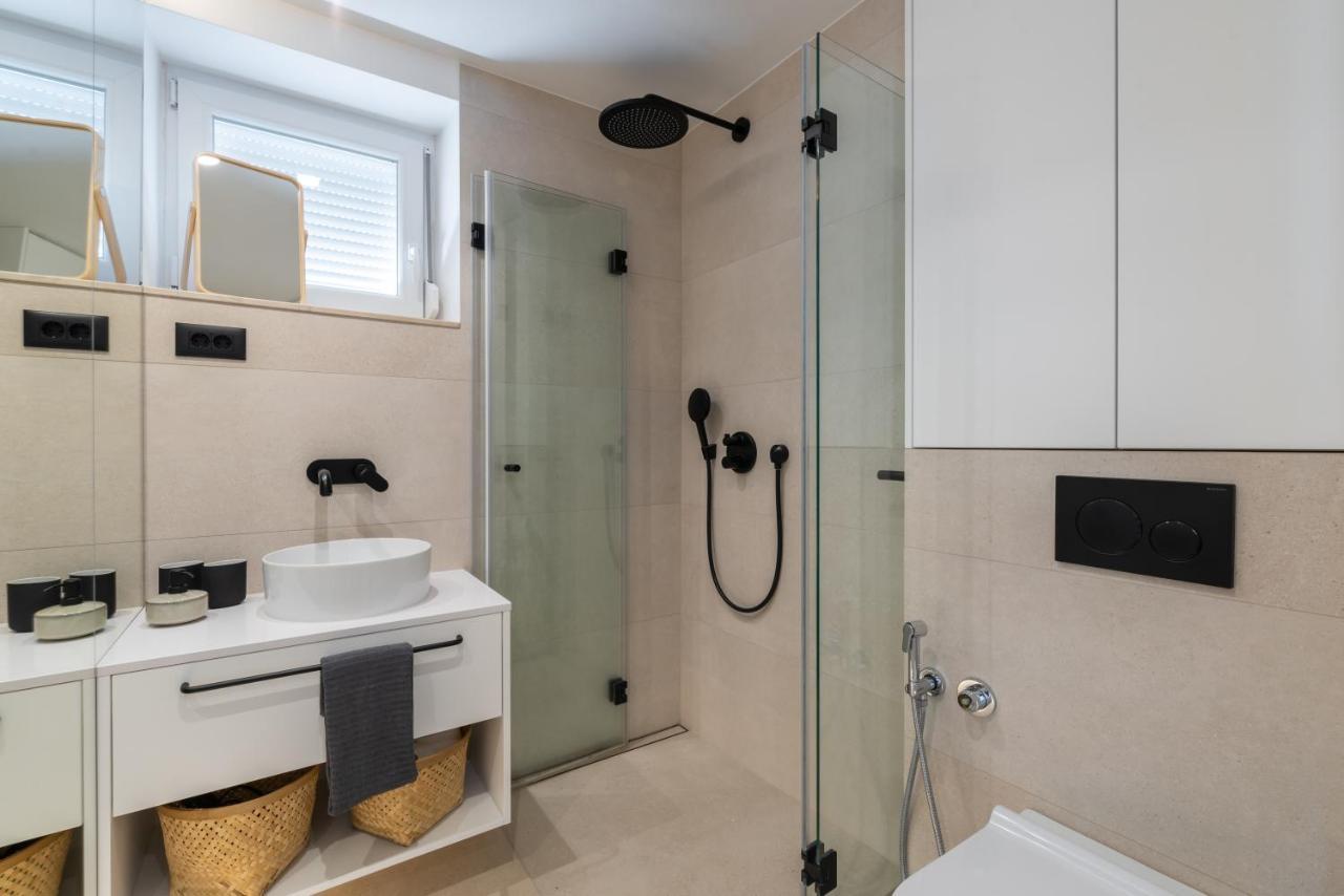Canopy Apartment ليوبليانا المظهر الخارجي الصورة